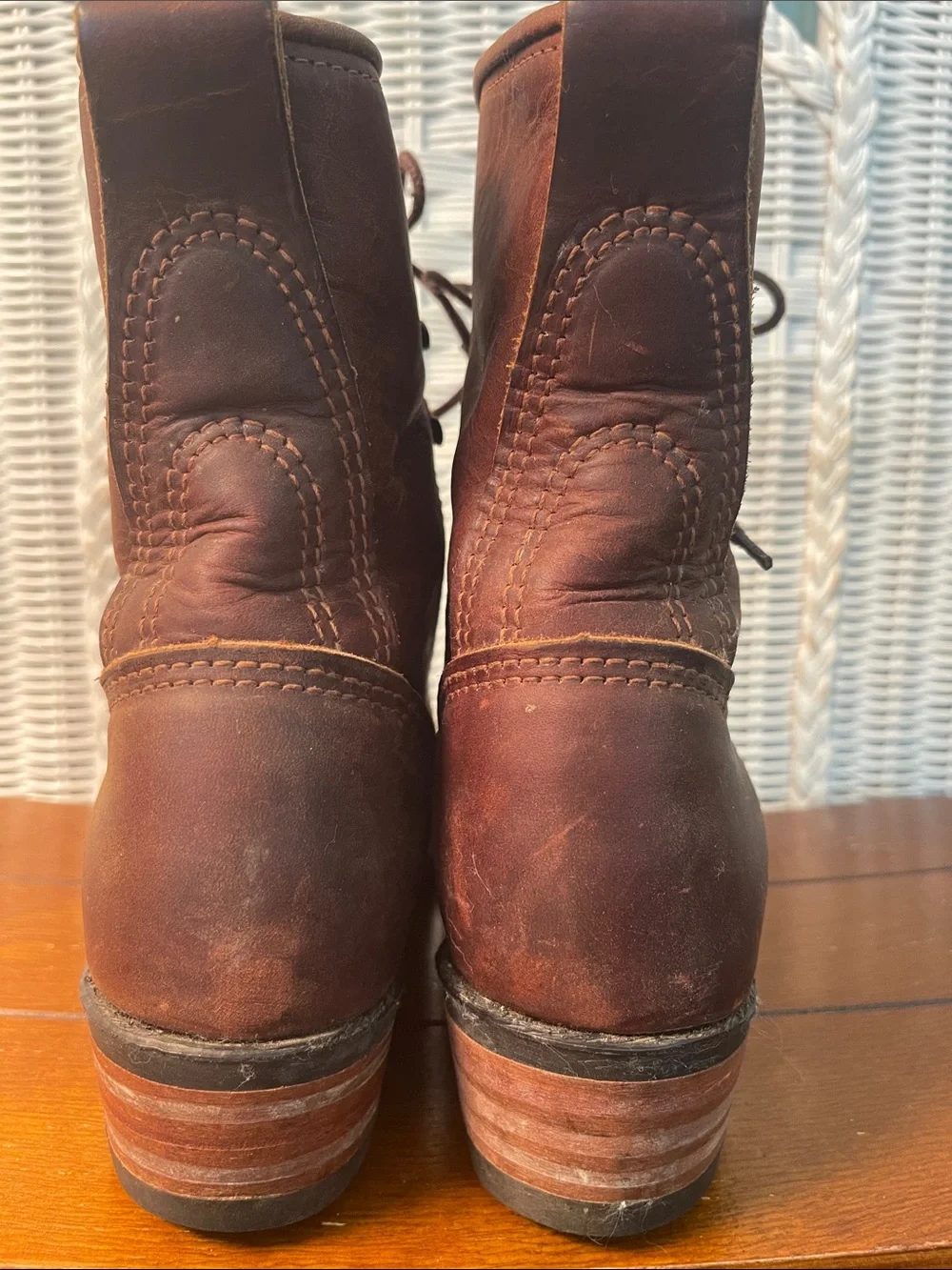Durango Brown Leather Lace-Up Kiltie Paddock Work Boots Vibram Sole size 7.5D